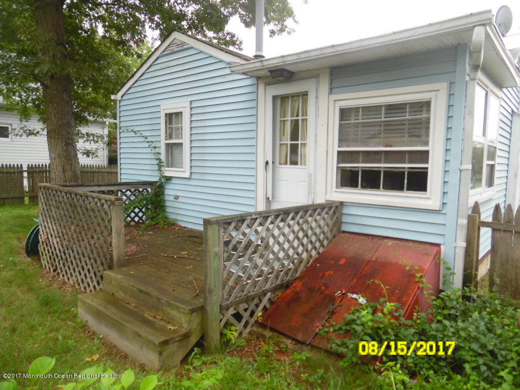 320 Harzold Road Forked River, NJ 08731 - Photo 8 of 11 rear