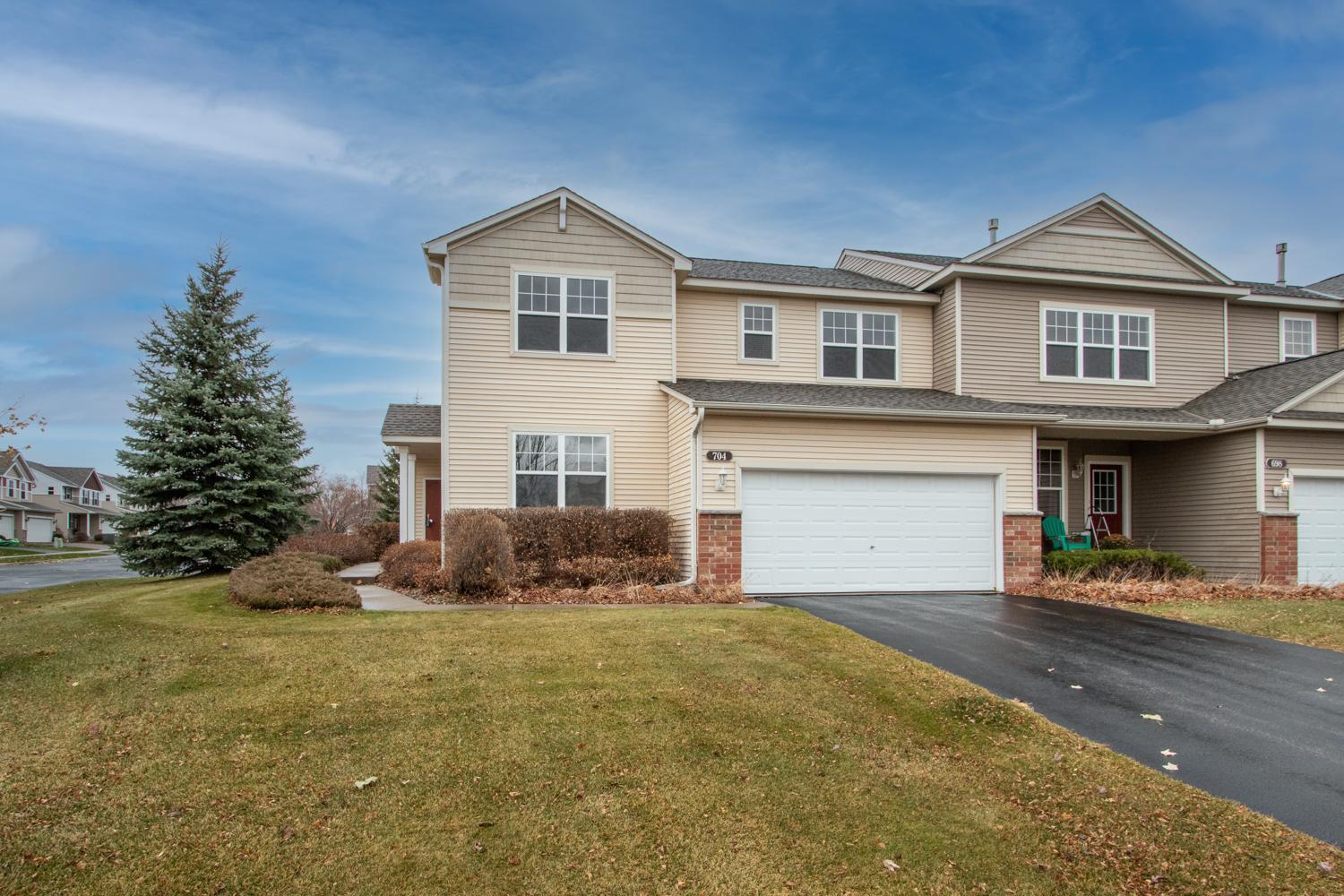704 Ravencroft Road Waconia, MN 55387 - Photo 1 of 26 Gallery Image 1
