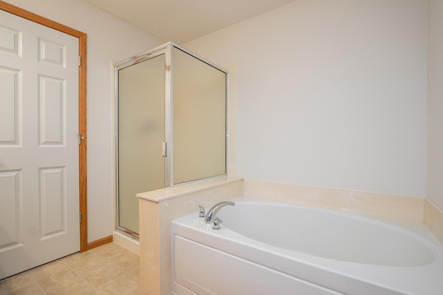 704 Ravencroft Road Waconia, MN 55387 - Photo 23 of 26 Gallery Image 23