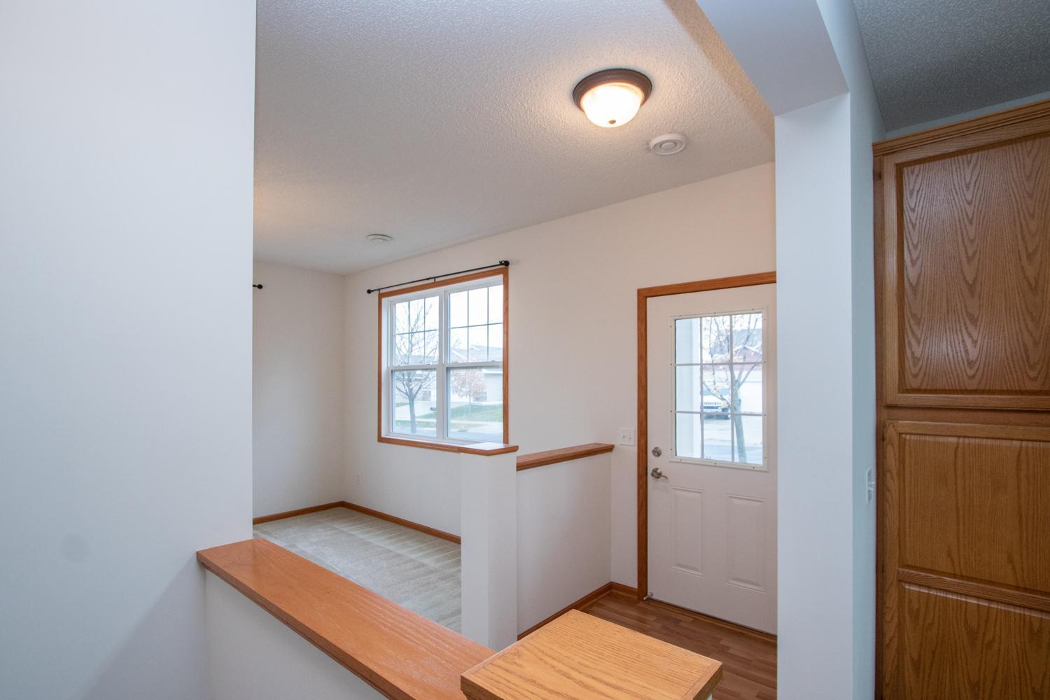 704 Ravencroft Road Waconia, MN 55387 - Photo 6 of 26 Gallery Image 6