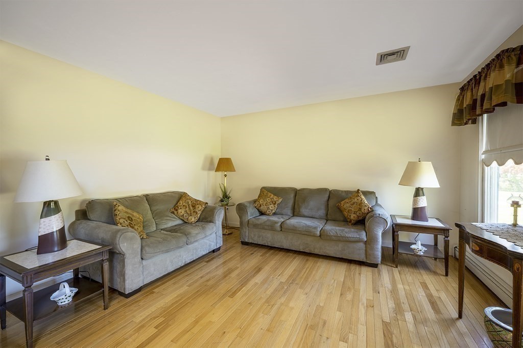 49 Forest Edge Road Easton, MA 02375 - Photo 18 of 42 Gallery Image 18