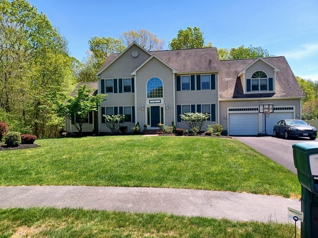 49 Forest Edge Road Easton, MA 02375 - Photo 2 of 42 Gallery Image 2