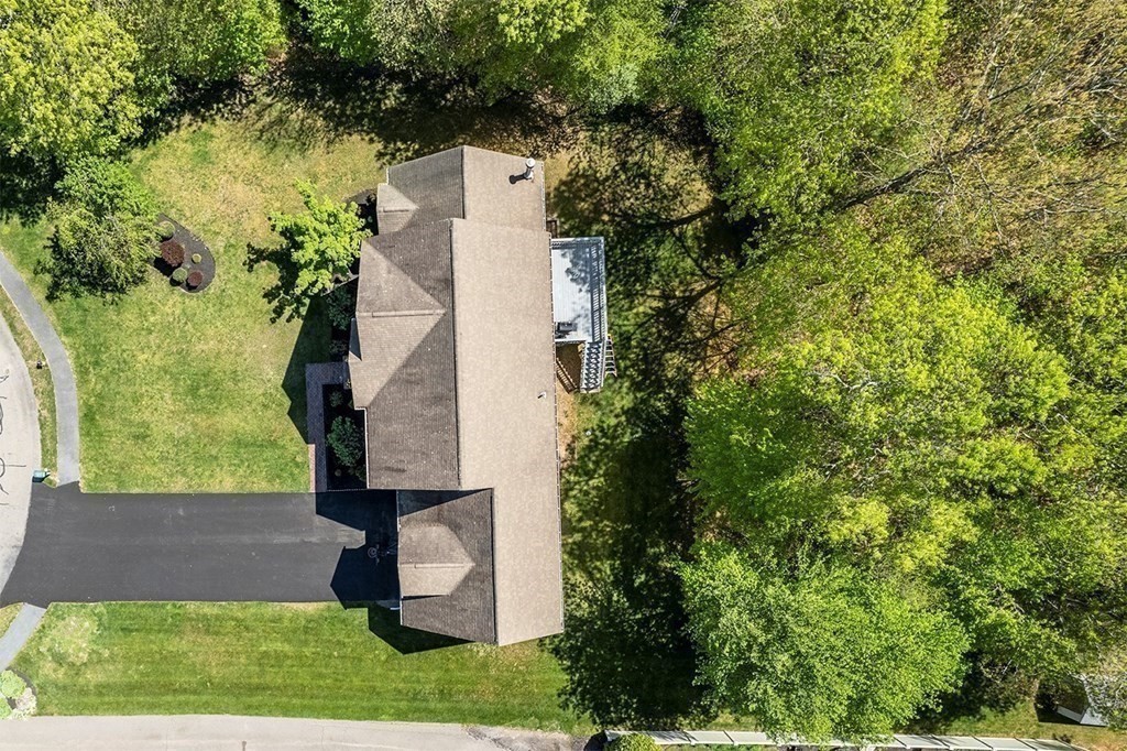 49 Forest Edge Road Easton, MA 02375 - Photo 8 of 42 Gallery Image 8