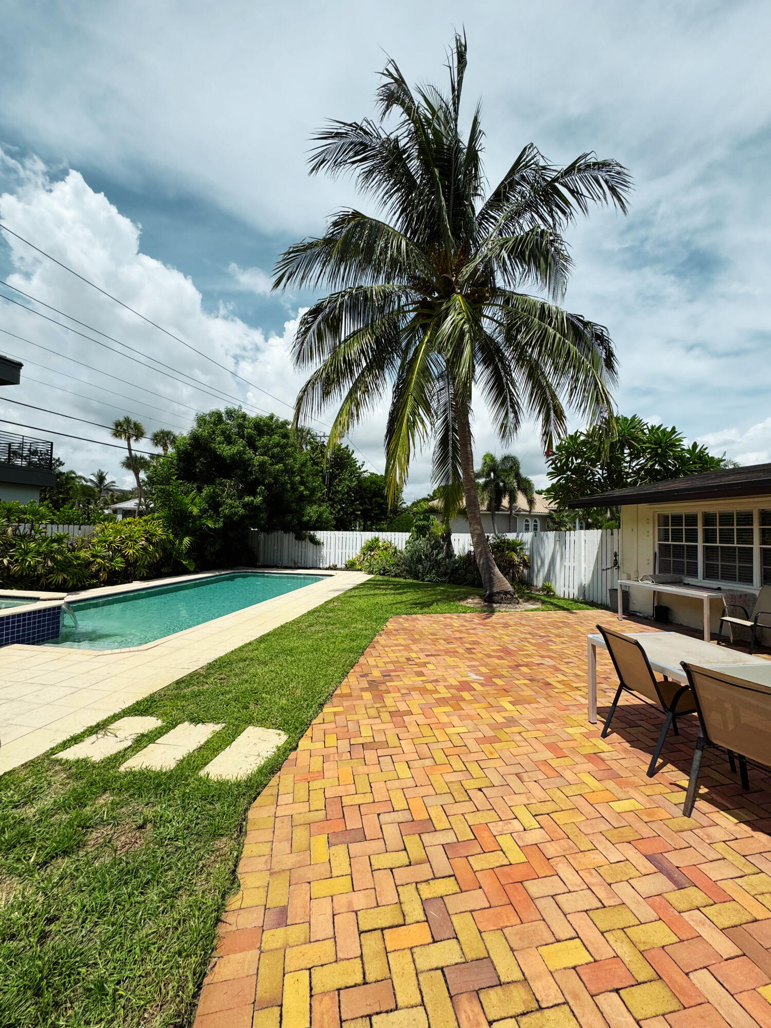 300 Northeast 7th Street Boca Raton, FL 33432 - Photo 13 of 16 a view of outdoor space with lounge chair