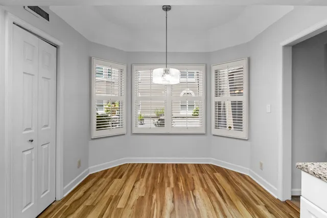 $595,000 | 3818 West End Avenue, Unit 103, Nashville, TN 37205