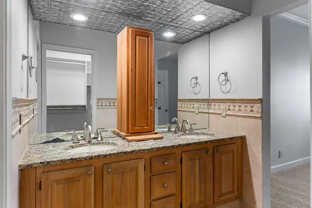 $595,000 | 3818 West End Avenue, Unit 103, Nashville, TN 37205