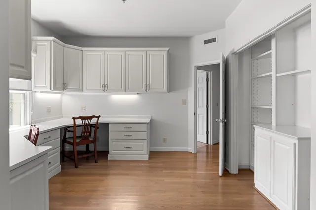 $595,000 | 3818 West End Avenue, Unit 103, Nashville, TN 37205