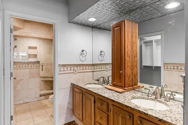 $595,000 | 3818 West End Avenue, Unit 103, Nashville, TN 37205