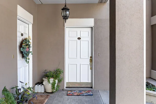 $595,000 | 3818 West End Avenue, Unit 103, Nashville, TN 37205