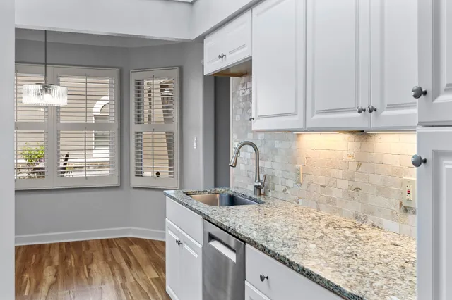 $595,000 | 3818 West End Avenue, Unit 103, Nashville, TN 37205