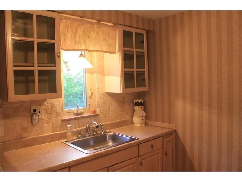 305 Fairfax Road Pittsburgh, PA 15221 - Photo 9 of 17 Gallery Image 9