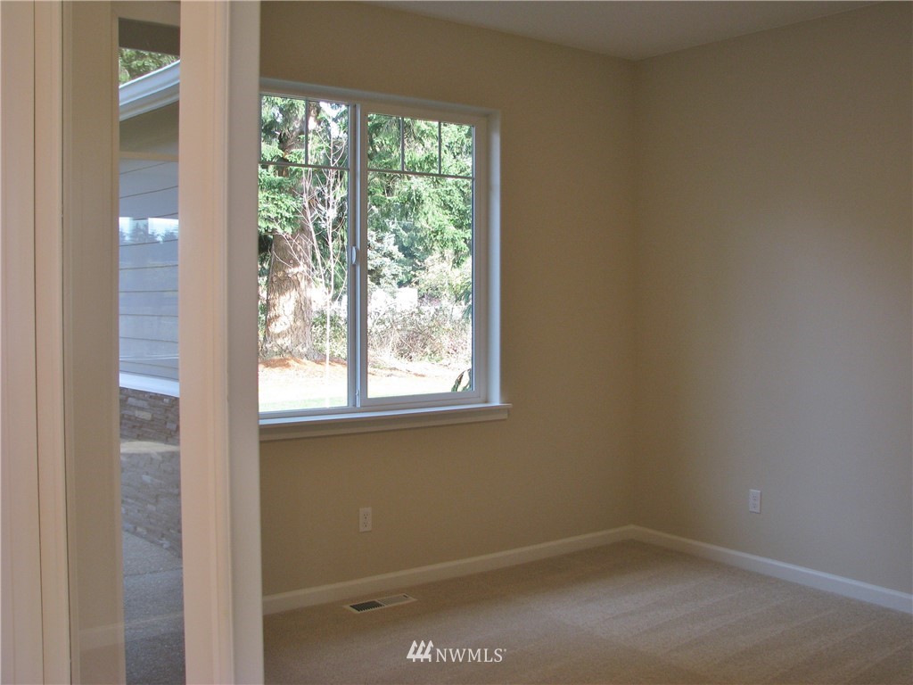 8843 173rd Avenue Southwest Rochester, WA 98579 - Photo 11 of 14