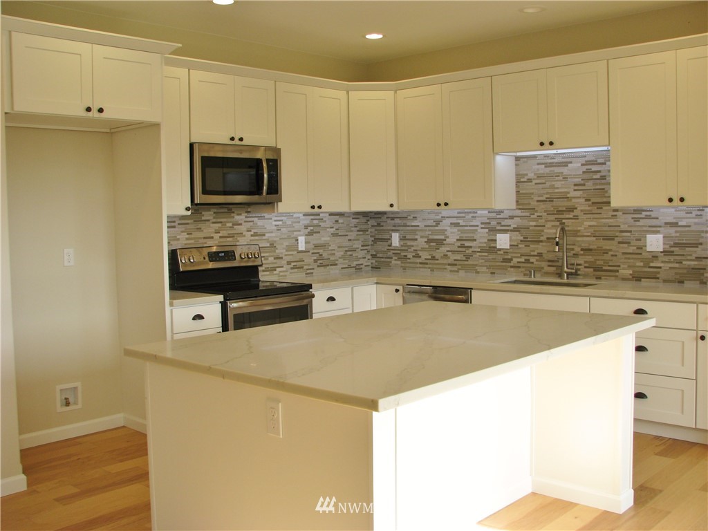 8843 173rd Avenue Southwest Rochester, WA 98579 - Photo 4 of 14