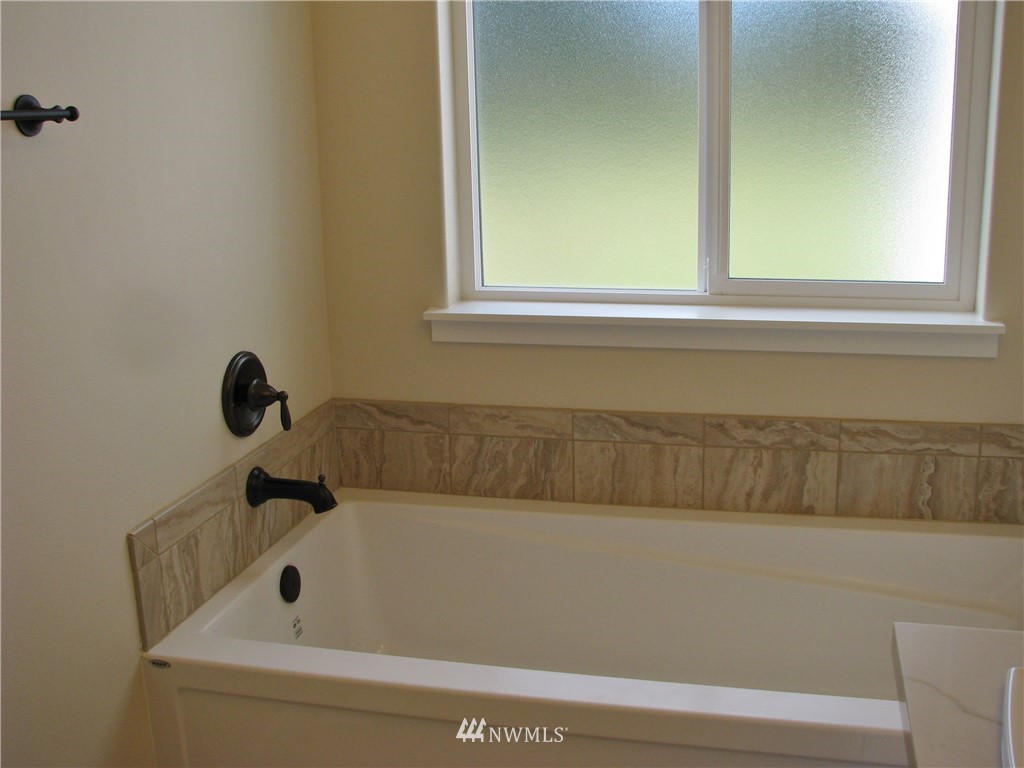 8843 173rd Avenue Southwest Rochester, WA 98579 - Photo 9 of 14