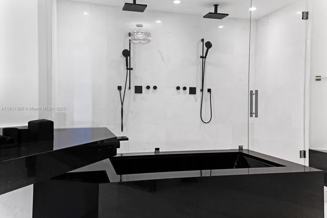 $5,850,000 | 18555 Collins Avenue, Unit 4603, Sunny Isles Beach, FL 33160