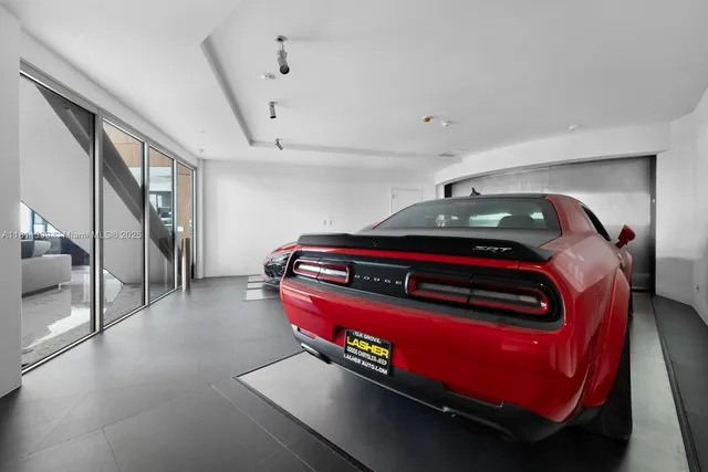 $5,850,000 | 18555 Collins Avenue, Unit 4603, Sunny Isles Beach, FL 33160