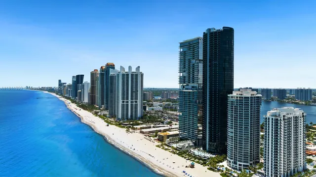 $5,850,000 | 18555 Collins Avenue, Unit 4603, Sunny Isles Beach, FL 33160