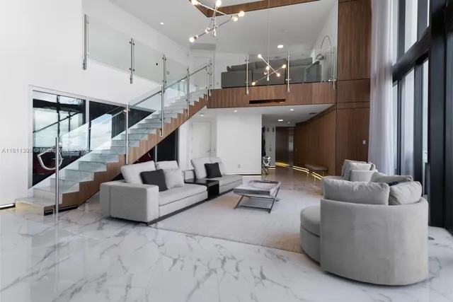 $5,850,000 | 18555 Collins Avenue, Unit 4603, Sunny Isles Beach, FL 33160