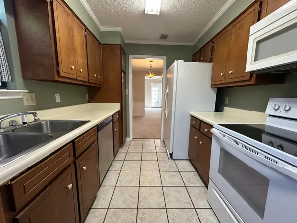 $1,350 | 2448 Riverlook Drive, Augusta, GA 30904