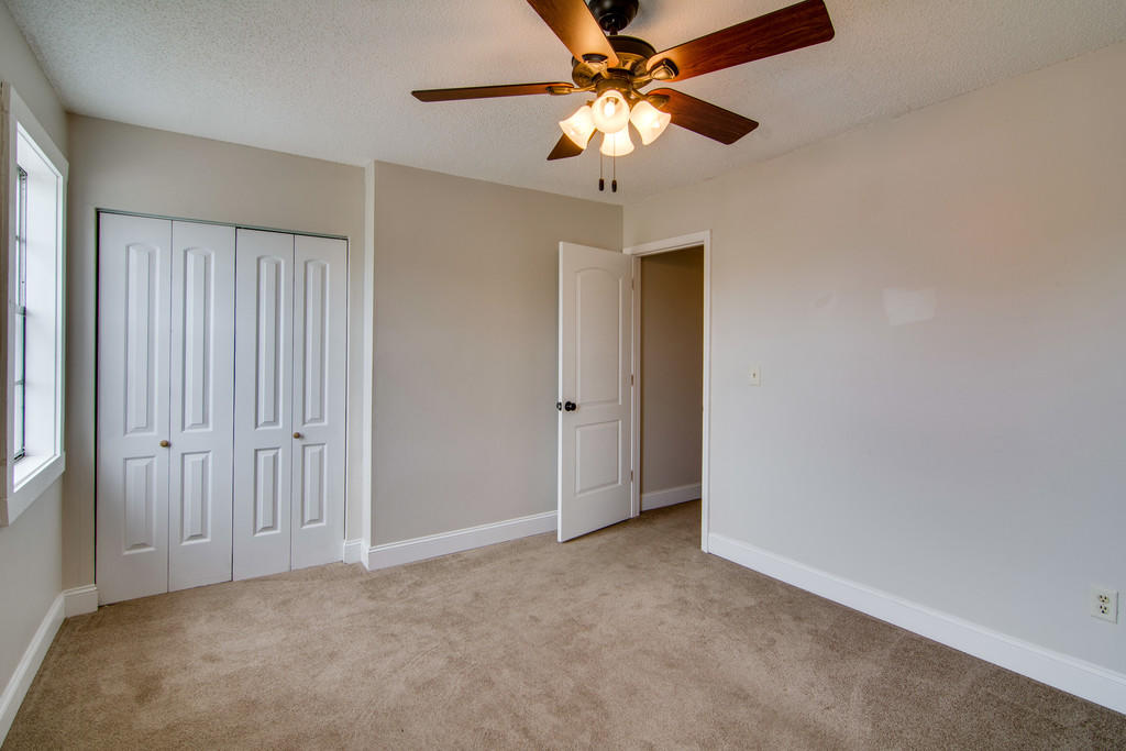 36 Drake Street Charleston, SC 29403 - Photo 14 of 17 cs1705242-1014