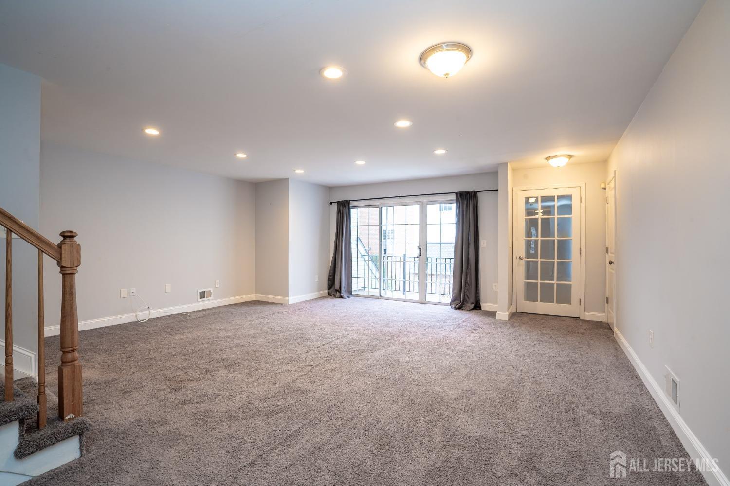 1413 Plymouth Road North Brunswick, NJ 08902 - Photo 3 of 35