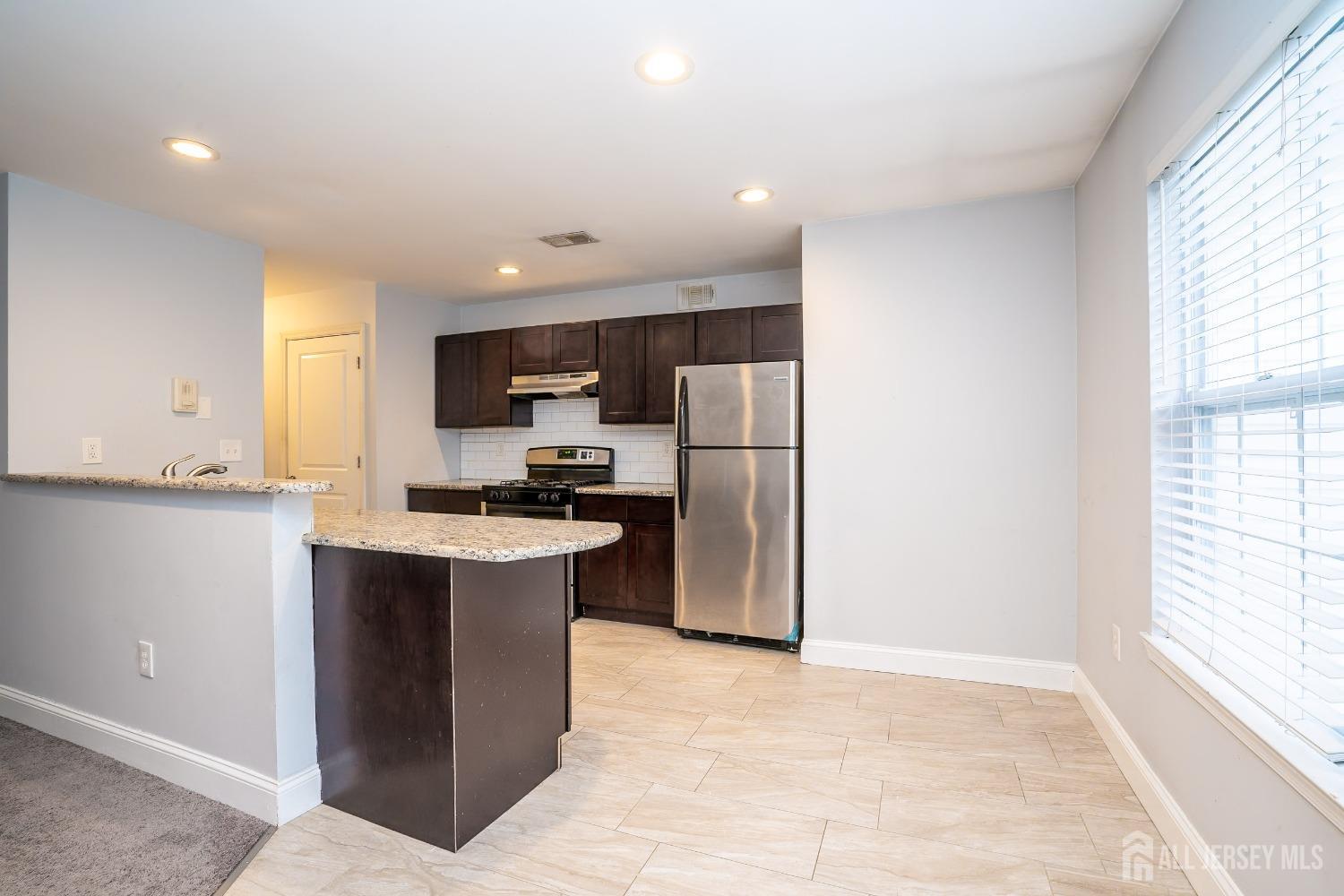 1413 Plymouth Road North Brunswick, NJ 08902 - Photo 8 of 35