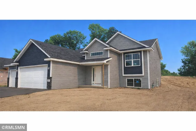 $360,500 | 1063 Bellaire Boulevard Northwest, Isanti, MN 55040