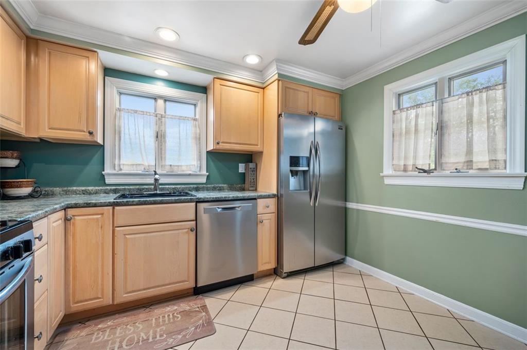 3500 Willett Road Pittsburgh, PA 15227 - Photo 11 of 31 Gallery Image 11