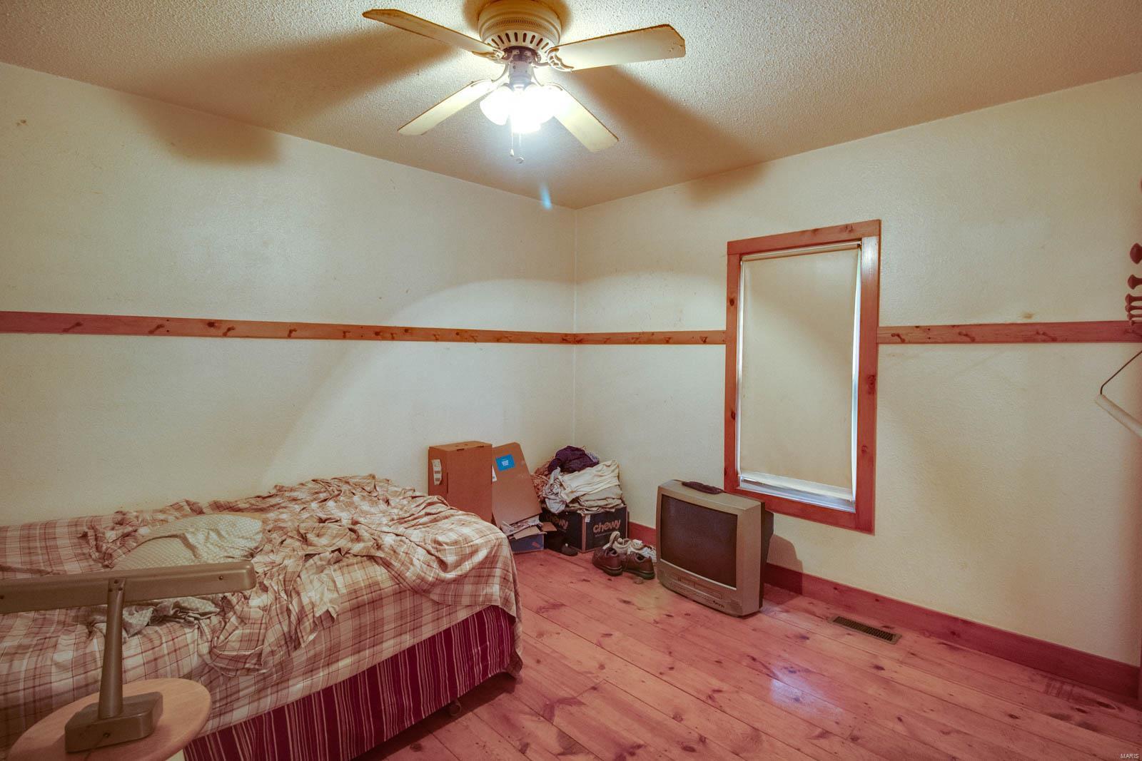 23698 State Rte 4 Carlinville, IL 62626 - Photo 19 of 27