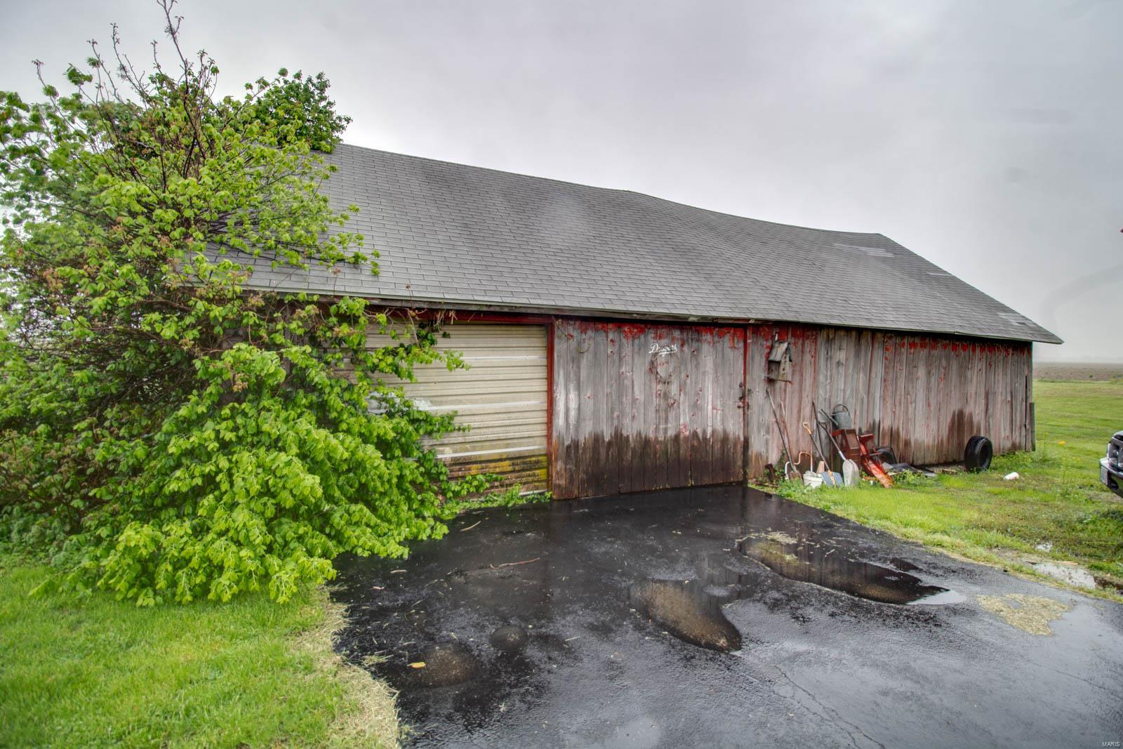 23698 State Rte 4 Carlinville, IL 62626 - Photo 26 of 27