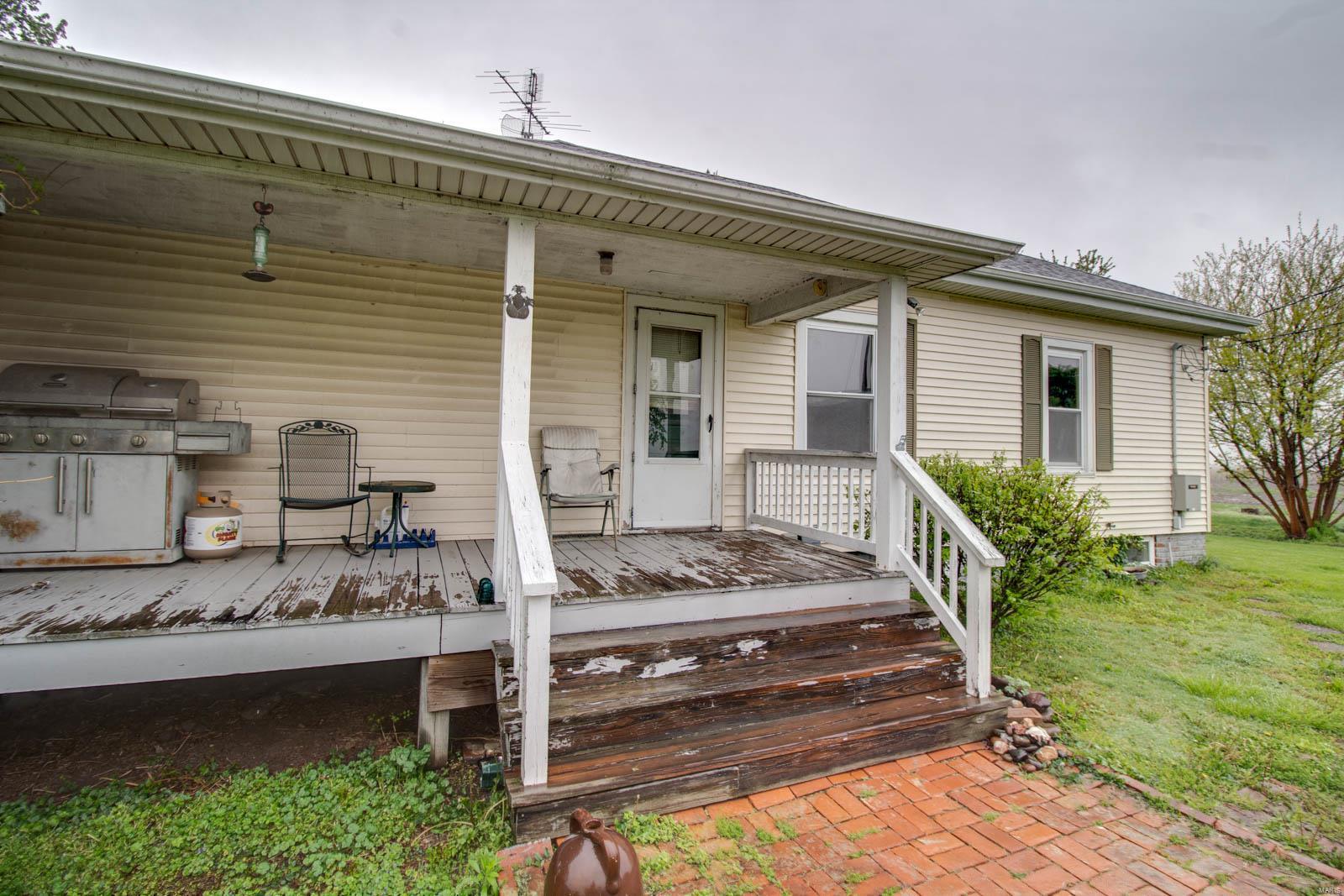 23698 State Rte 4 Carlinville, IL 62626 - Photo 8 of 27