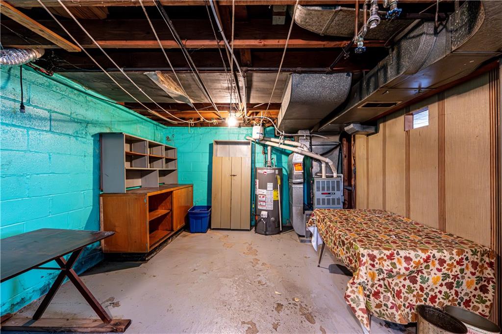 523 Beulah Road Pittsburgh, PA 15235 - Photo 30 of 36 a view of a storage room