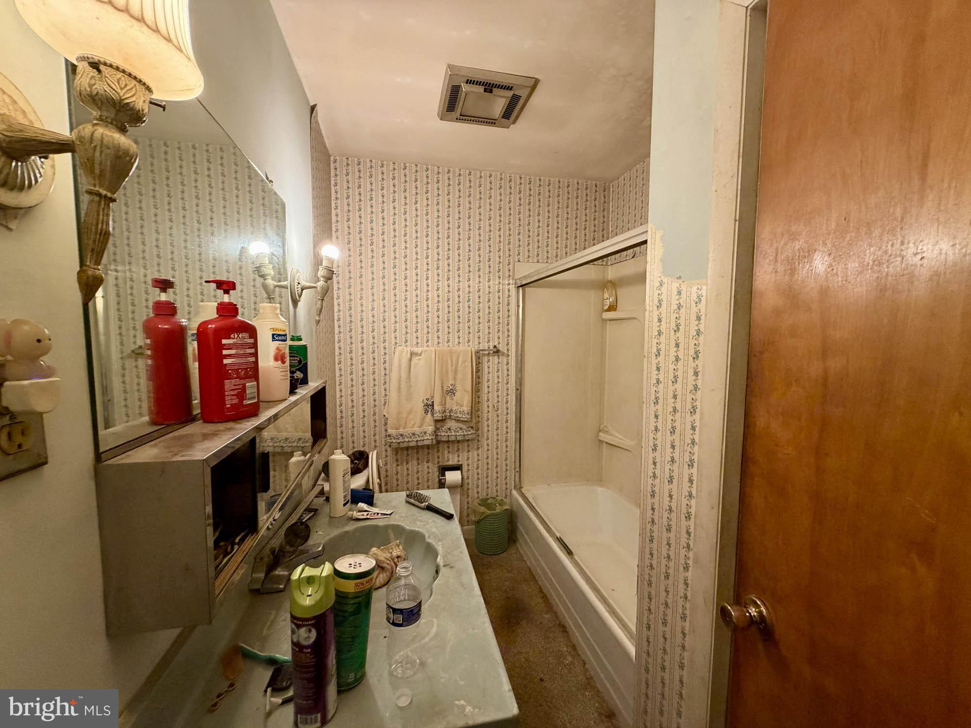 21 Honeycomb Road Baltimore, MD 21220 - Photo 8 of 19