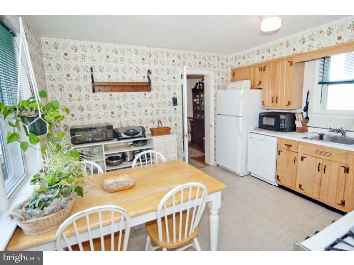 8586 Old Line Road Philadelphia, PA 19128 - Photo 13 of 25 Kitchen
