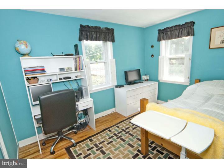 8586 Old Line Road Philadelphia, PA 19128 - Photo 15 of 25 Bedroom 2