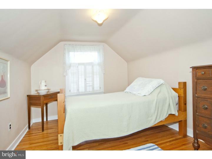 8586 Old Line Road Philadelphia, PA 19128 - Photo 16 of 25 Bedroom 3
