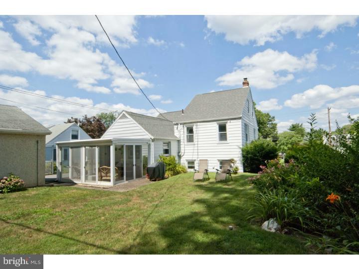 8586 Old Line Road Philadelphia, PA 19128 - Photo 23 of 25 Exterior Back