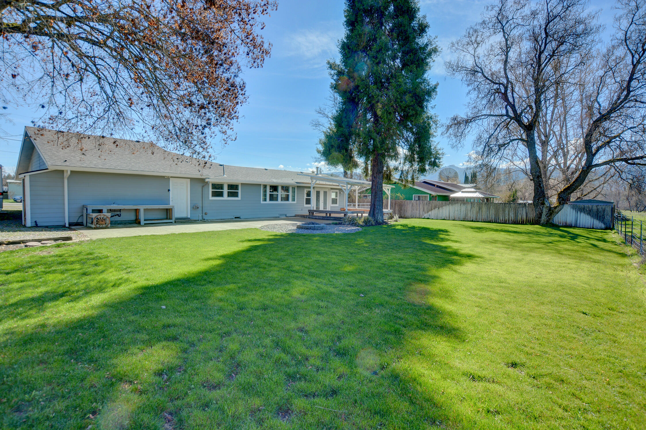 7441 Maple Lane Central Point, OR 97502 - Photo 61 of 68 62