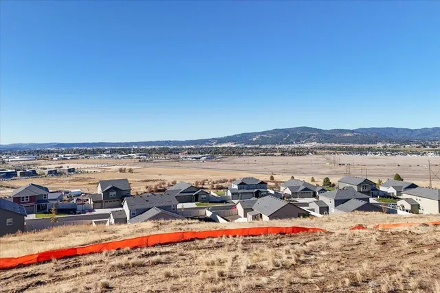 $649,950 | 20907 East Valley Vista Drive, Unit LOT 4, Liberty Lake, WA 99019