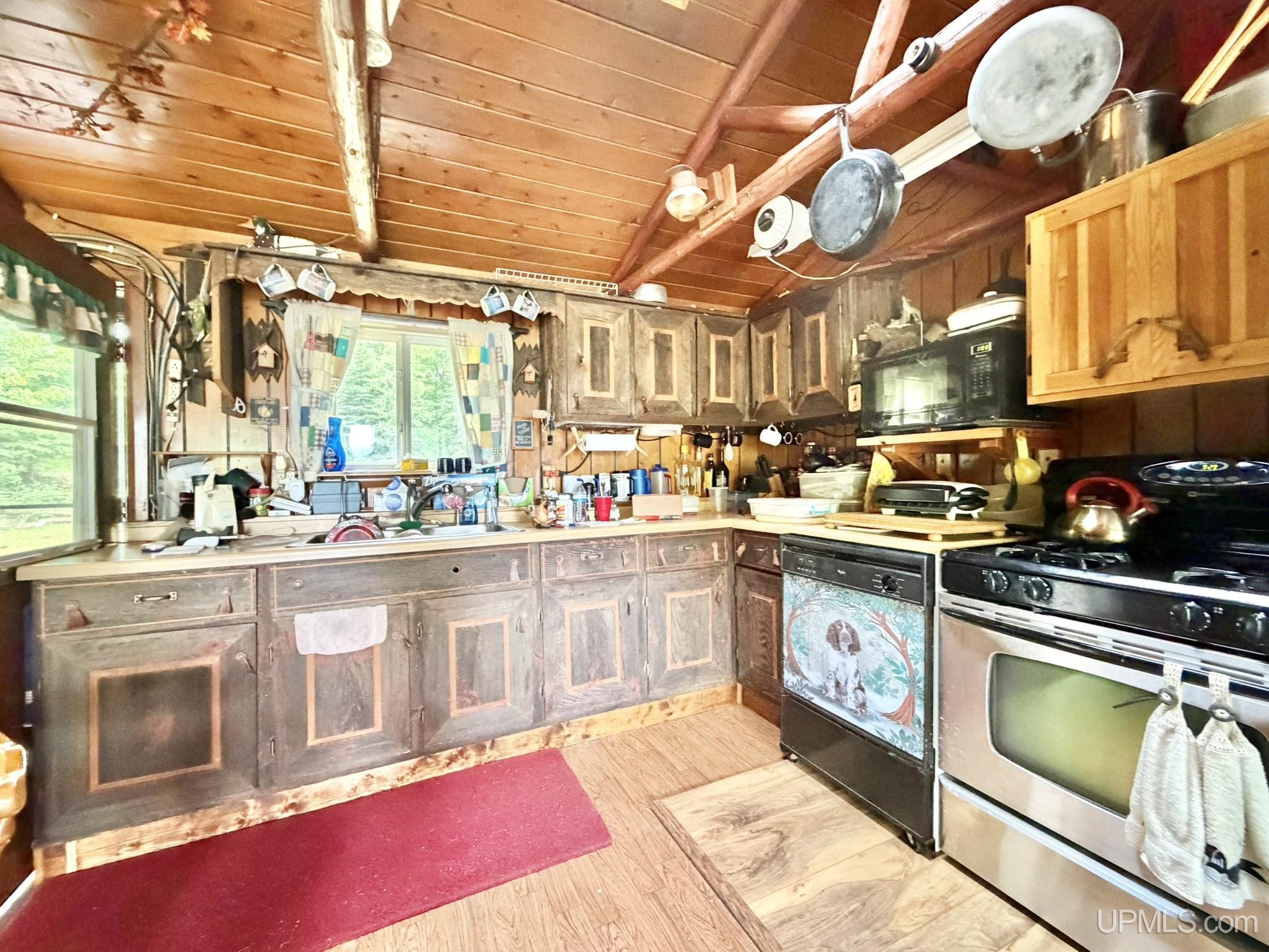 N7667 Camp Three Road Foster City, MI 49834 - Photo 4 of 10