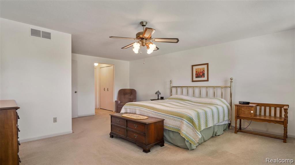 815 Dickson Lane Rochester Hills, MI 48307 - Photo 18 of 32