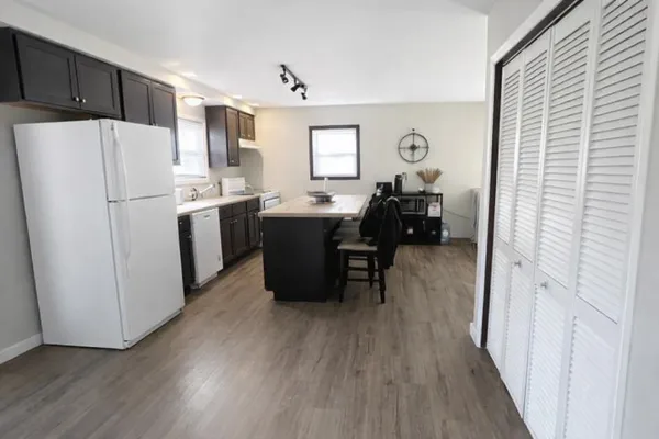 $375,000 | 4709 West 128th Street, Alsip, IL 60803