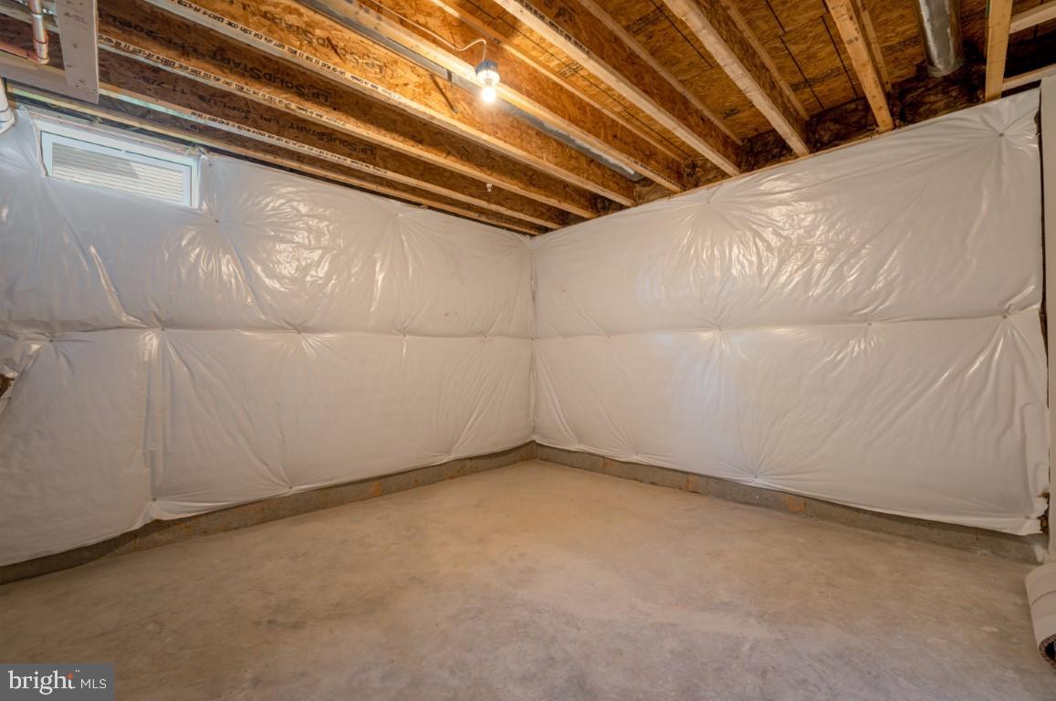 5230 Carroll Warehime Road Manchester, MD 21102 - Photo 3 of 21 a view of an empty room
