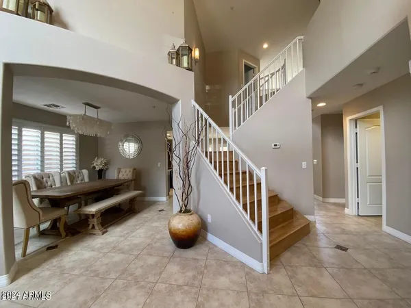 a view of entryway and hall