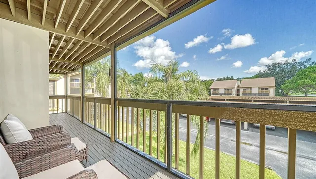 $2,100 | 3017 Willow Green Drive, Unit 18, Sarasota, FL 34235