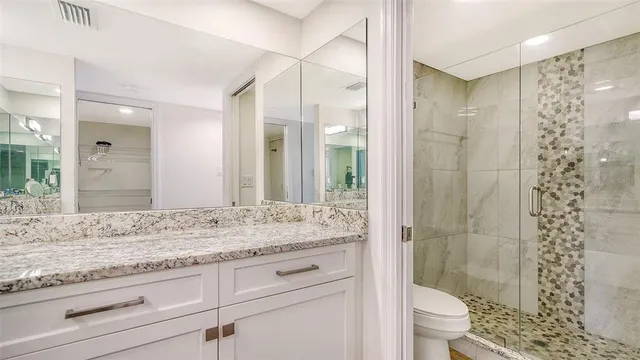 $2,100 | 3017 Willow Green Drive, Unit 18, Sarasota, FL 34235