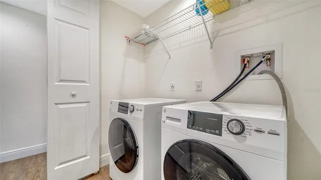 $2,100 | 3017 Willow Green Drive, Unit 18, Sarasota, FL 34235