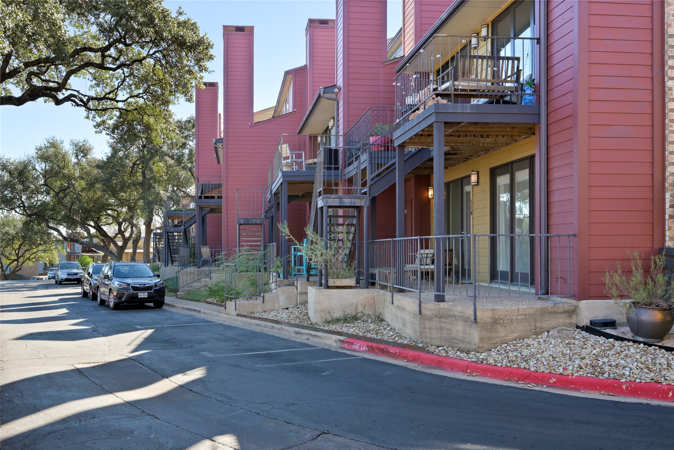 1501 Barton Springs Road, Unit 118 Austin, TX 78704 - Photo 6 of 23 Highly desirable end/corner unit