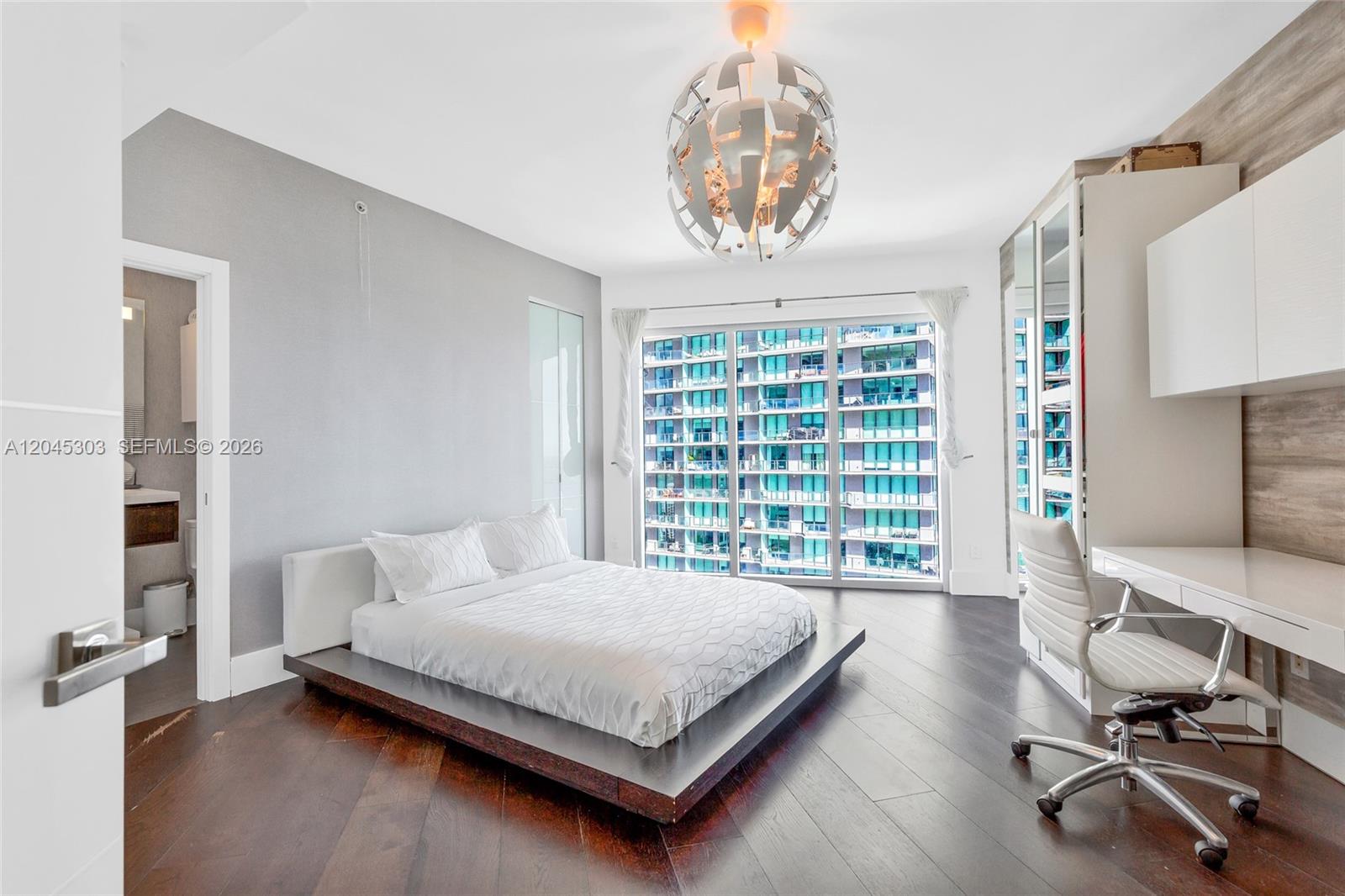 60 Southwest 13th Street, Unit 3200 Miami, FL 33130 - Photo 4 of 32