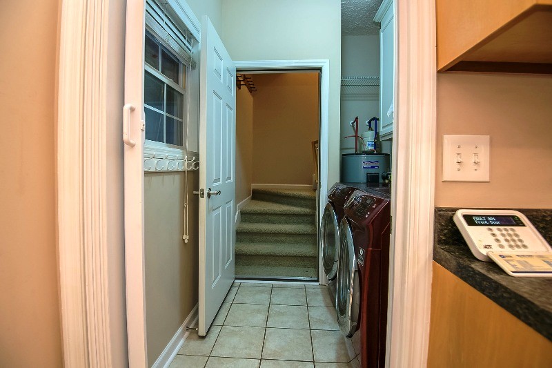 987 Boynton Valley Road Manchester, TN 37355 - Photo 27 of 38 a view of walk in closet and bedroom